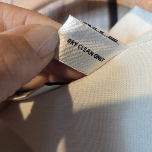 Cali And York Chic White Blazer with Black Trim Womens Medium - Picture 7 of 8